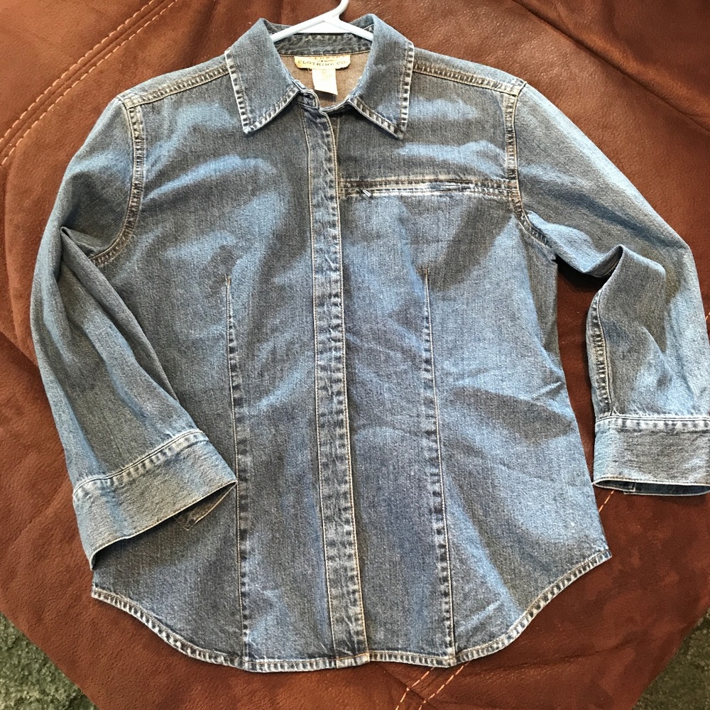 DENIM  SHIRT BY TELLURIDE CLOTHING CO  SIZE  10.